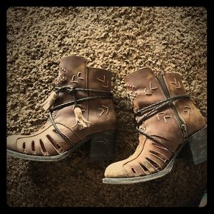 Miss macies size 7.5. Brand new!